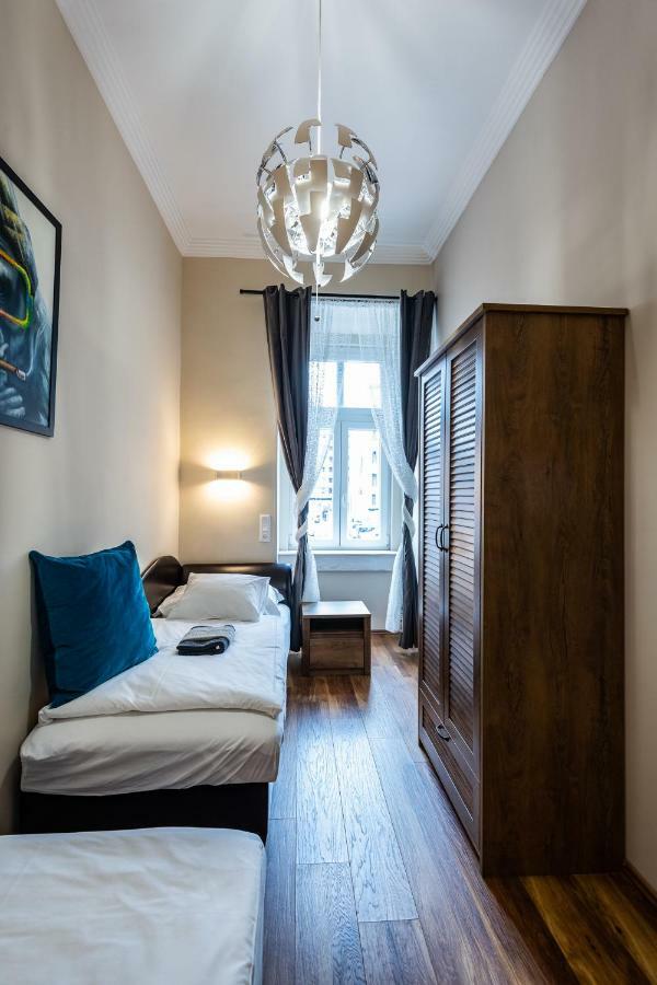 Center Of The Center, The Grand Deluxe Apartment Budapest Luaran gambar