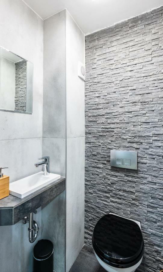 Center Of The Center, The Grand Deluxe Apartment Budapest Luaran gambar