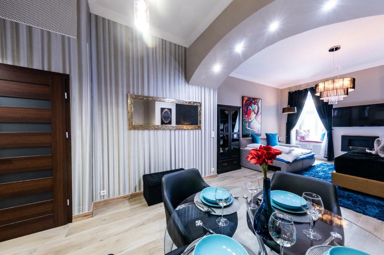 Center Of The Center, The Grand Deluxe Apartment Budapest Luaran gambar