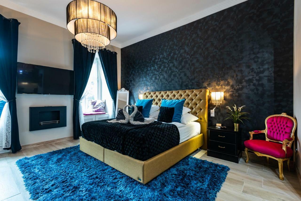 Center Of The Center, The Grand Deluxe Apartment Budapest Luaran gambar